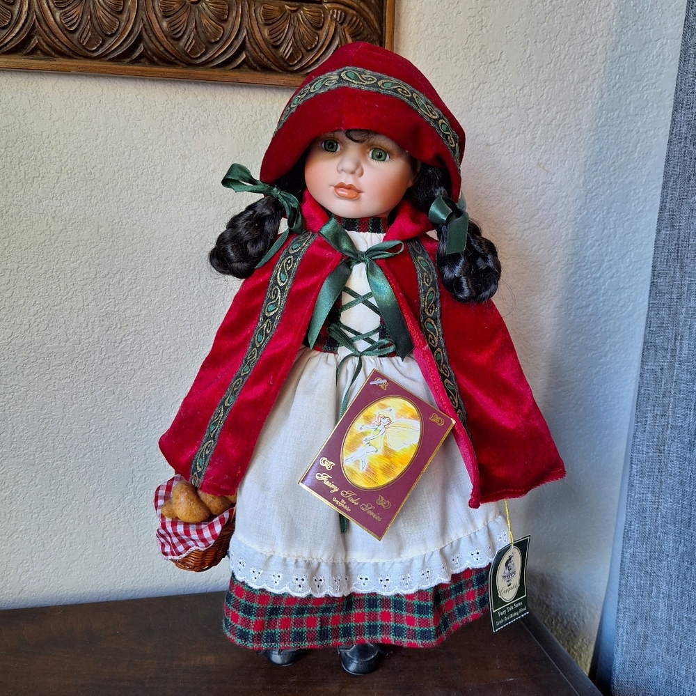 Geppeddo Fairy Tale Series Little Red Riding Hood, NWT, no box